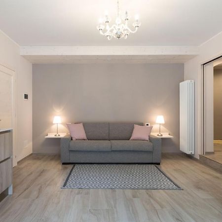 Residenza Conca Verde B&B Il Monolocale Rogolo ภายนอก รูปภาพ